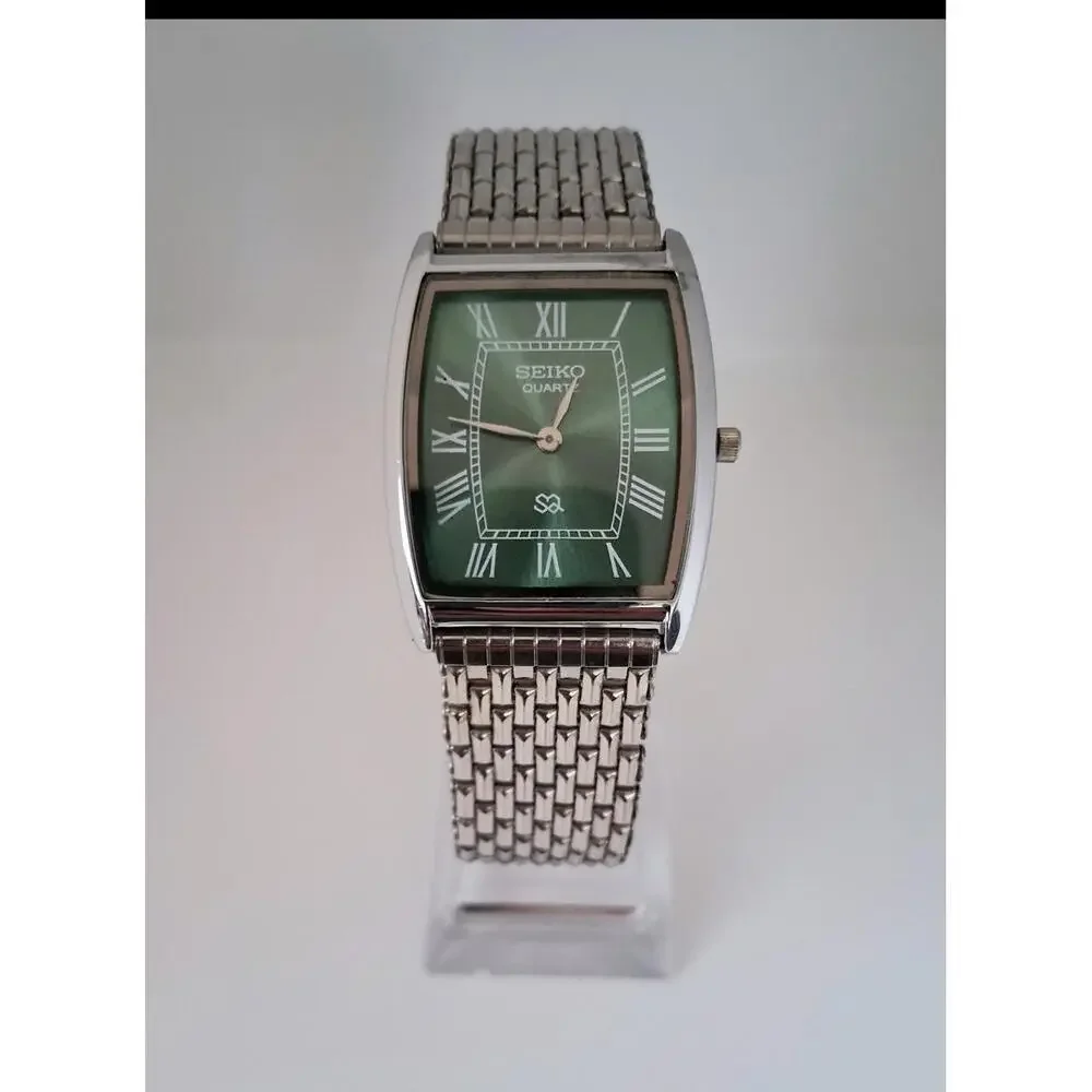 💁🏽‍♂️ Men's Vintage Seiko Barrel/Tonneau‎ Stainless Steel Tank RARE